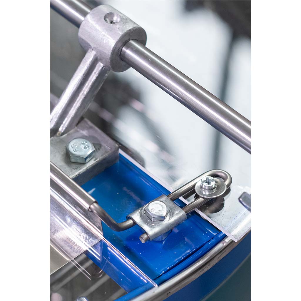 Honey Extractor 4-Cassette Tangential Manual Drive APIMAX